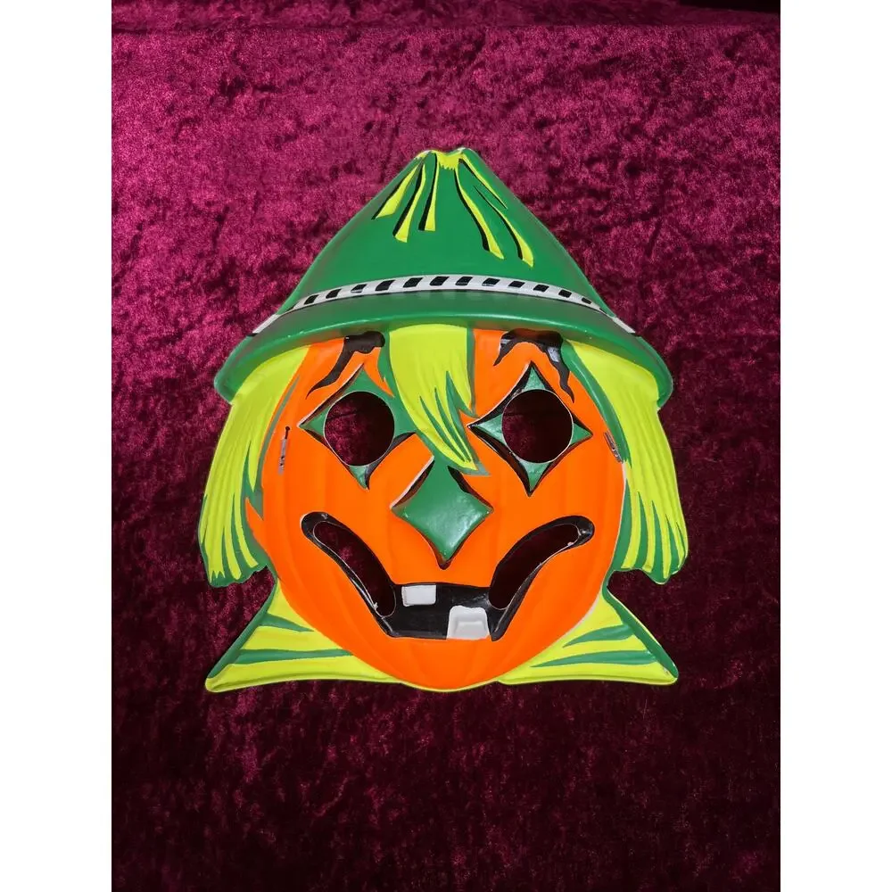 Vintage USA Plastic Halloween Mask - Scarecrow Jack-O-Lantern Face